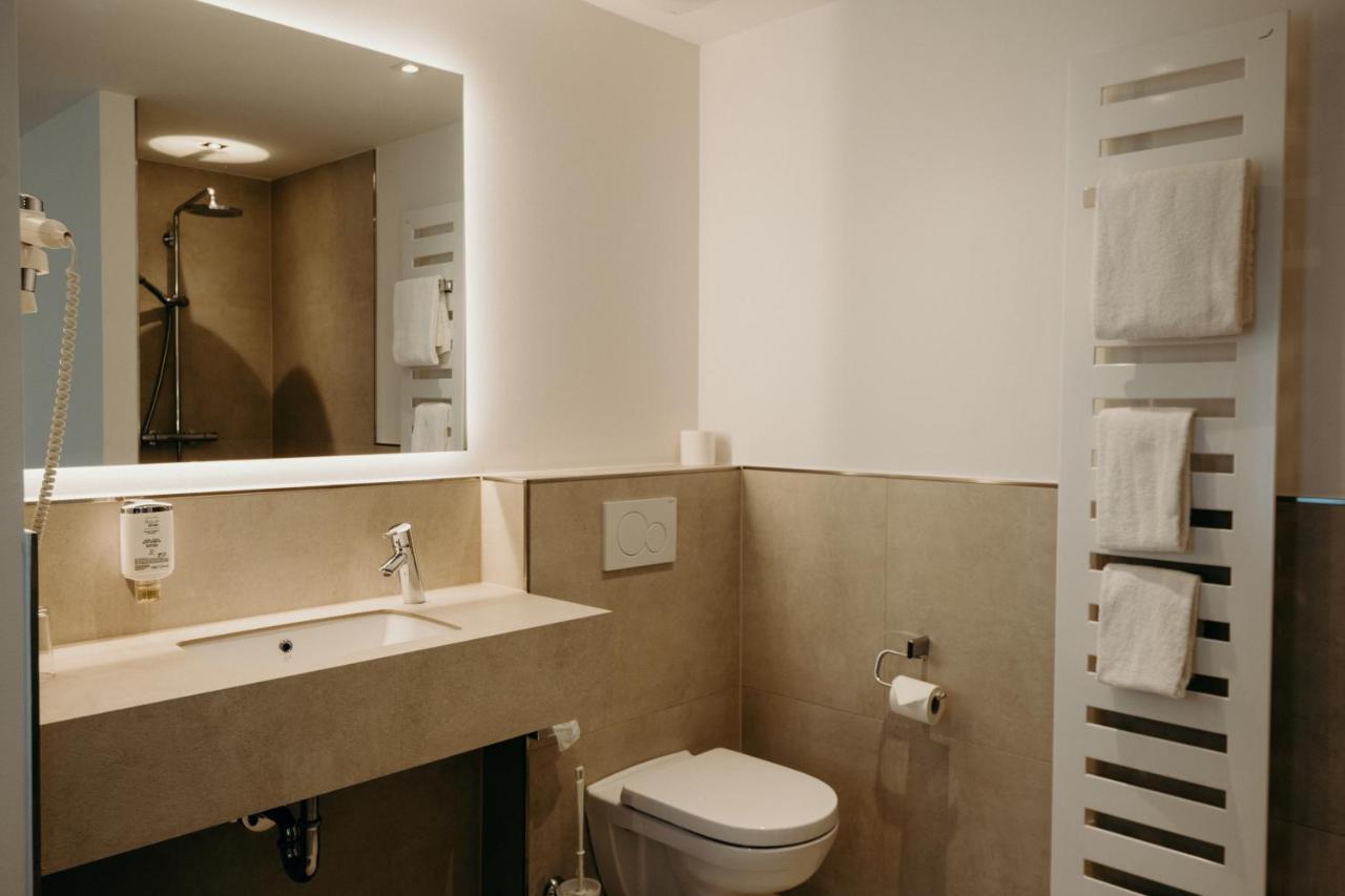 Hotel Crystal Saarbrücken Dış mekan fotoğraf