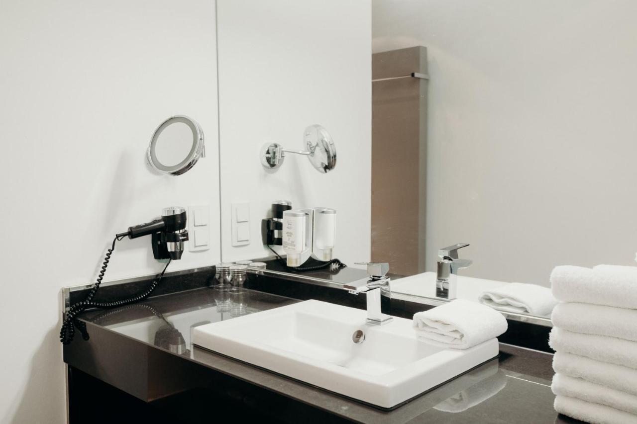 Hotel Crystal Saarbrücken Dış mekan fotoğraf