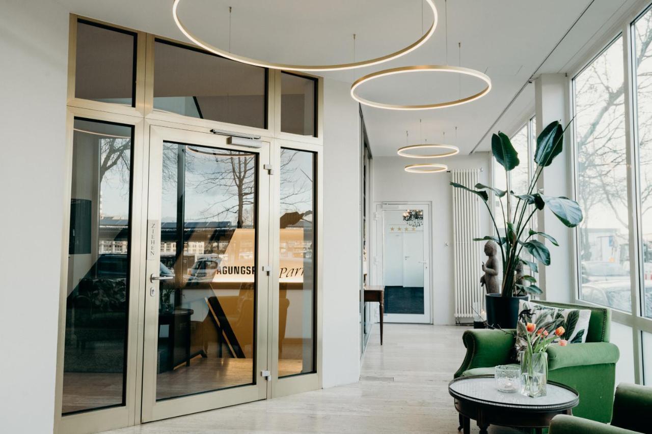 Hotel Crystal Saarbrücken Dış mekan fotoğraf